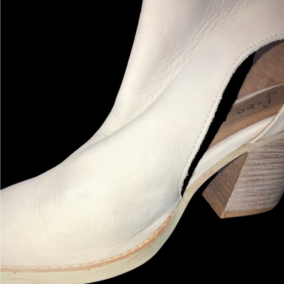 NWOB Free People Wilder White Bootie - Picture 5 of 9